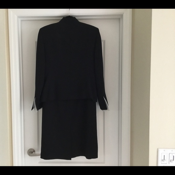 JONES NEW YORK TWO PIECE DRESS AND JACKET - Picture 3 of 3